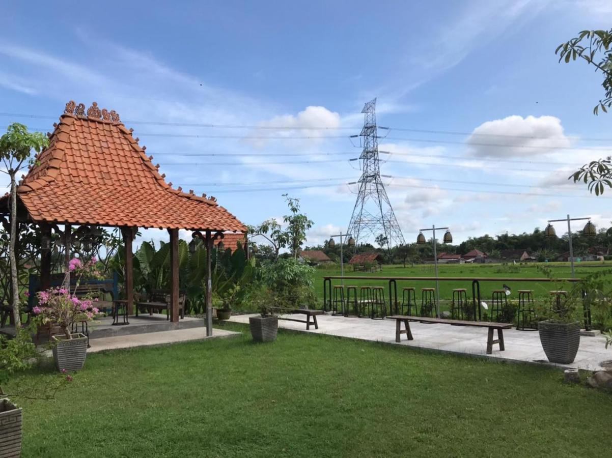 Legiyem Homestay Jogyakarta Zewnętrze zdjęcie